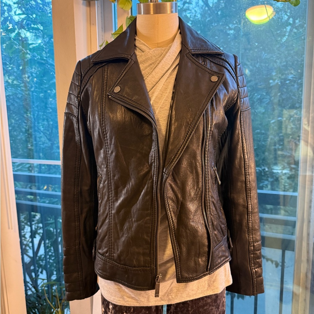 🧥 Michael Kors Leather Moto Jacket – XS
